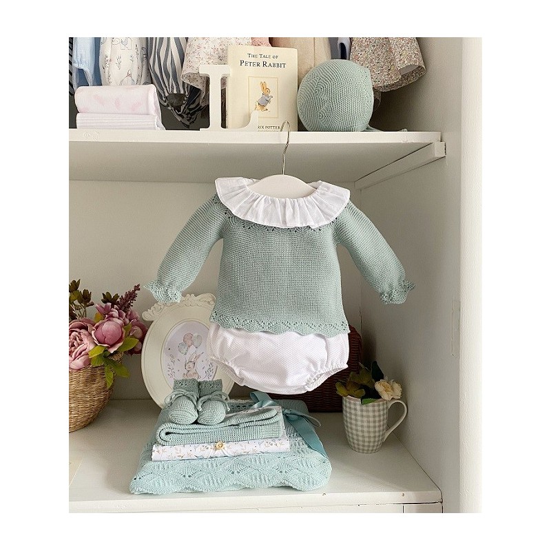 Caja Conjuto Mint Cuello Volante + Culetín + Dos Patucos