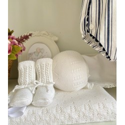 Conjunto Capota Hilo y botita Trenzas Hilo