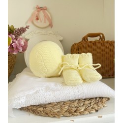 Conjunto Capota y patuco hilo