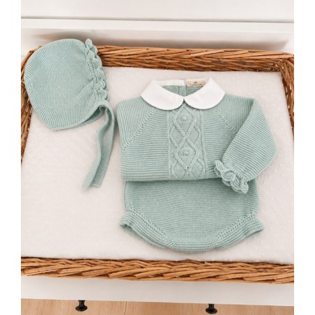 Sweater with collar, diaper and hood